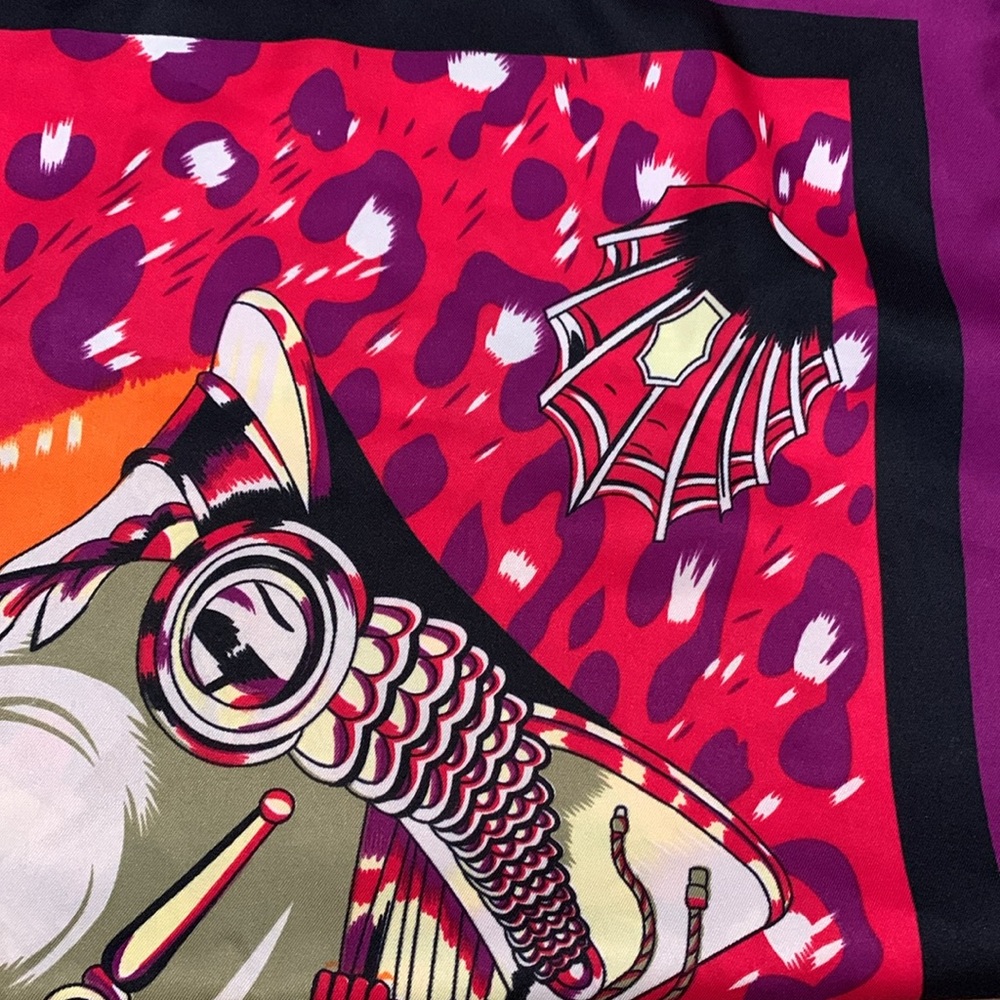 Enormous Vintage Hermes look silk leopard print and hat design scarf 52 x 51” - Picture 5 of 7